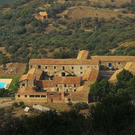 Il Vecchio Frantoio Scillato (Sicily)