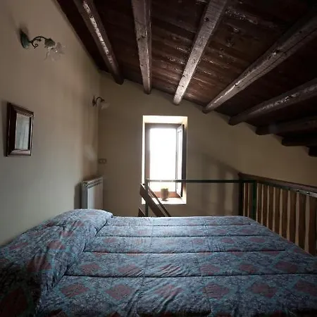 Il Vecchio Frantoio Scillato (Sicily)