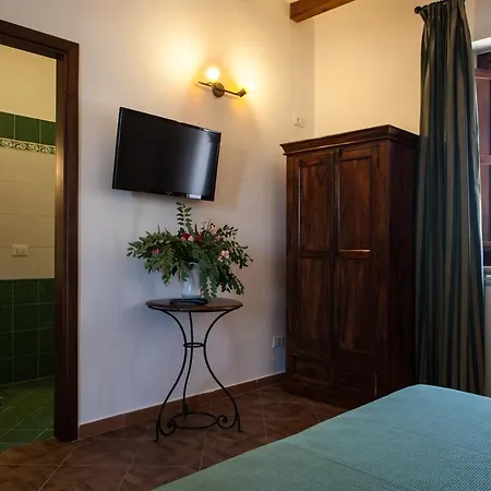 Çiftlik konaklama Il Vecchio Frantoio Scillato (Sicily)