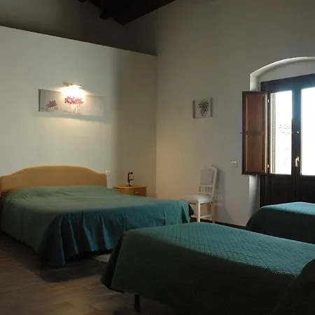 Çiftlik konaklama Il Vecchio Frantoio Scillato (Sicily)